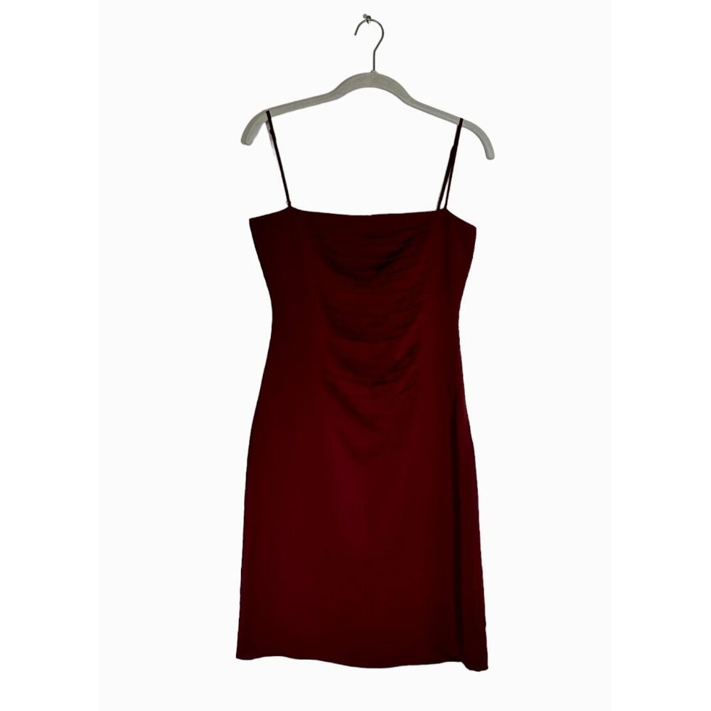 BCBGMaxazria Pleated Front Sleeveless Cocktail Dress in Burgundy - Size 4